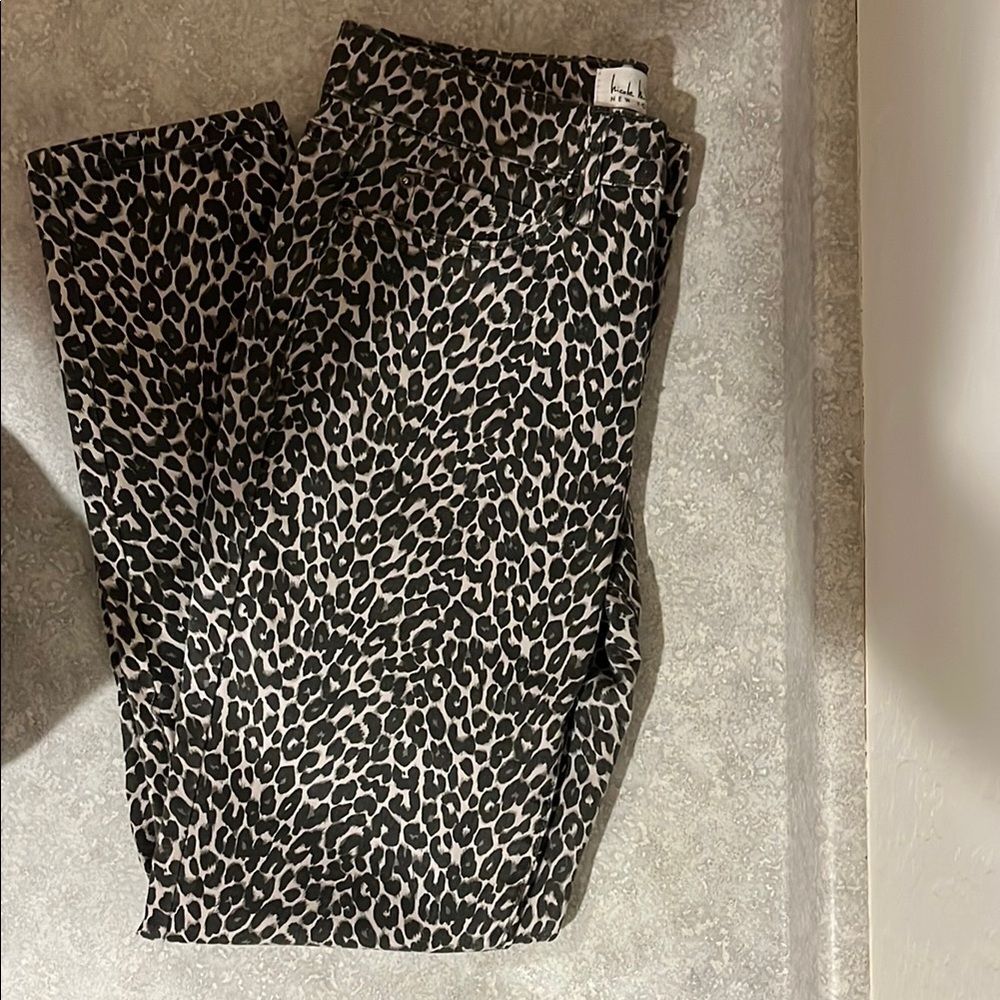 Nicole Miller Black and White Straight Leg Pants